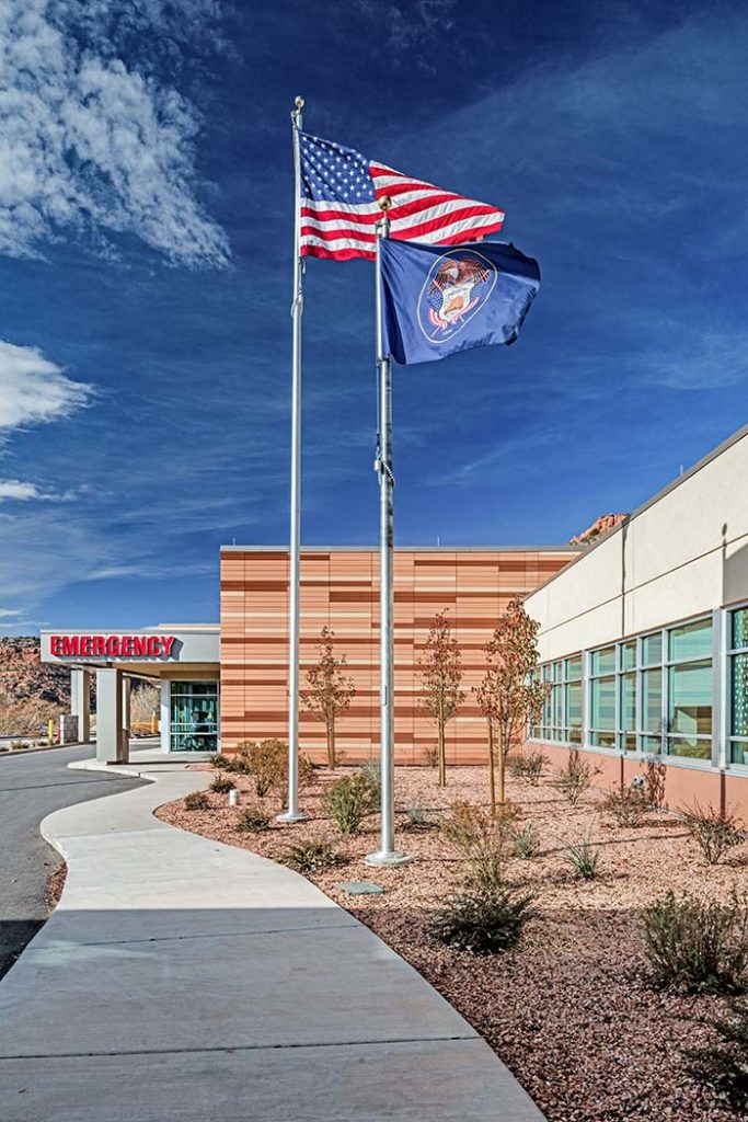 US & Utah state flags outside Kane County Hospital